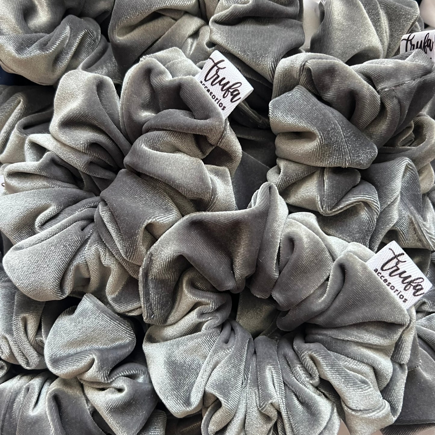 Scrunchie Gris Velvet