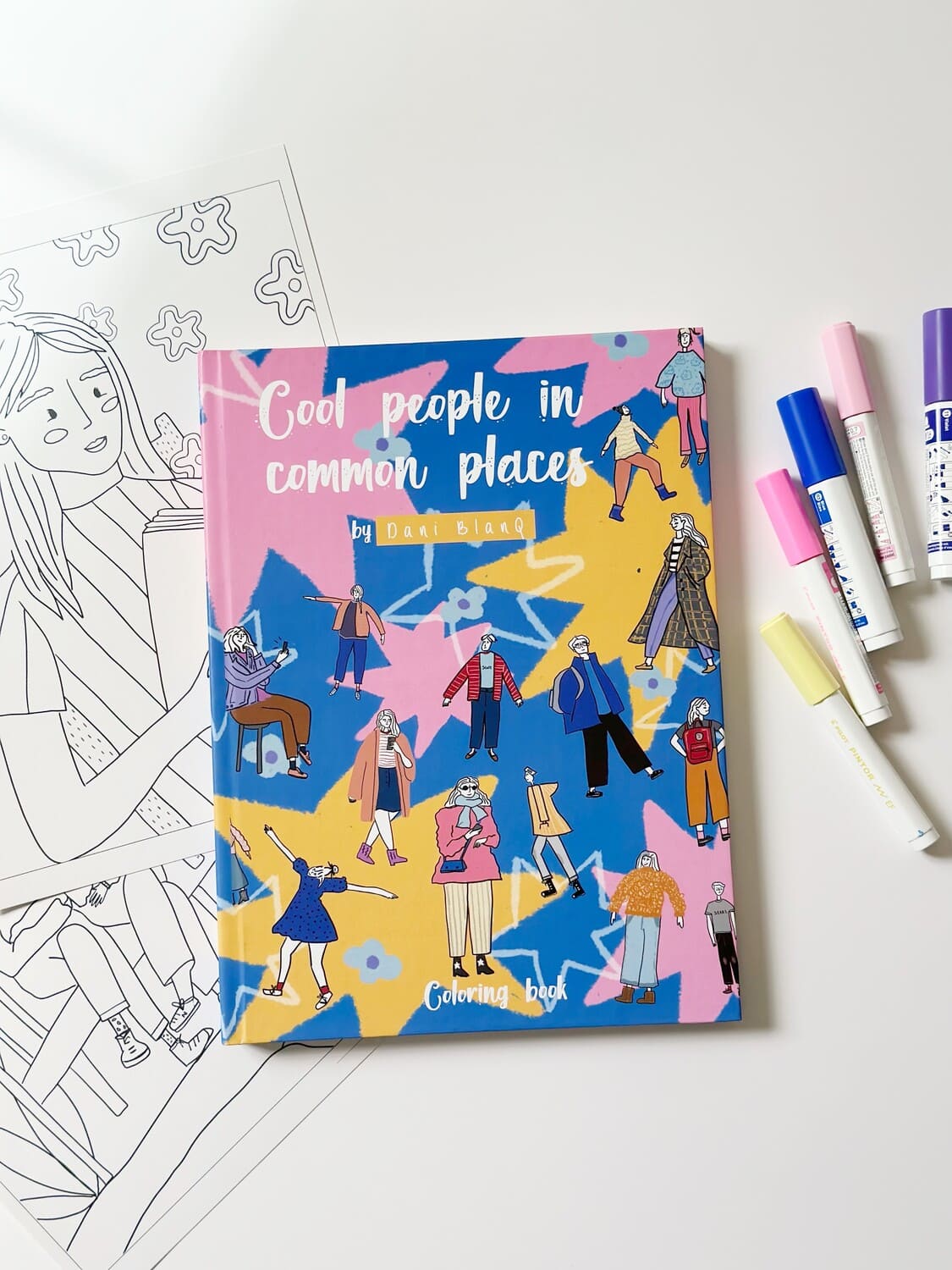 Libro Cool People in Common Places por Dani BlanQ