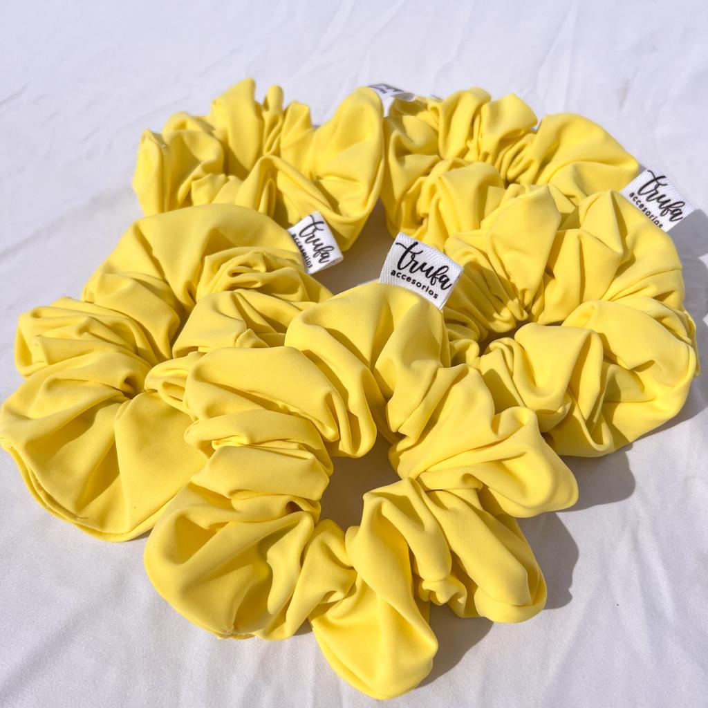 Scrunchie Amarilo Pastel